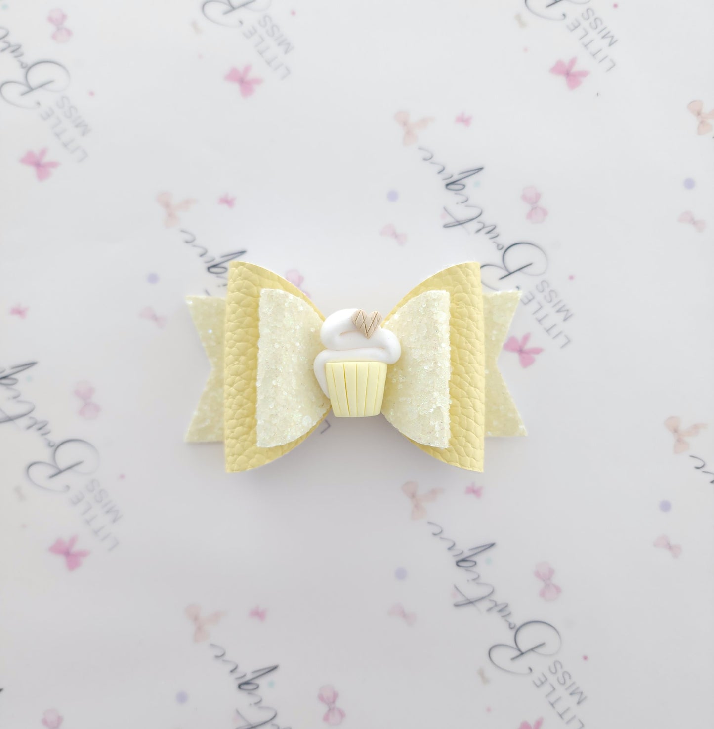 Sweet Cupcake Bows