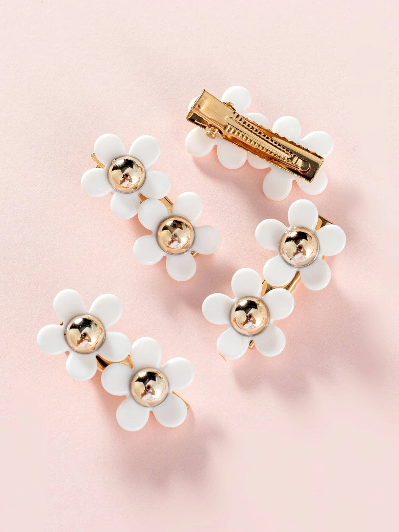 White/Gold Daisy Fringe clips (2 sizes)