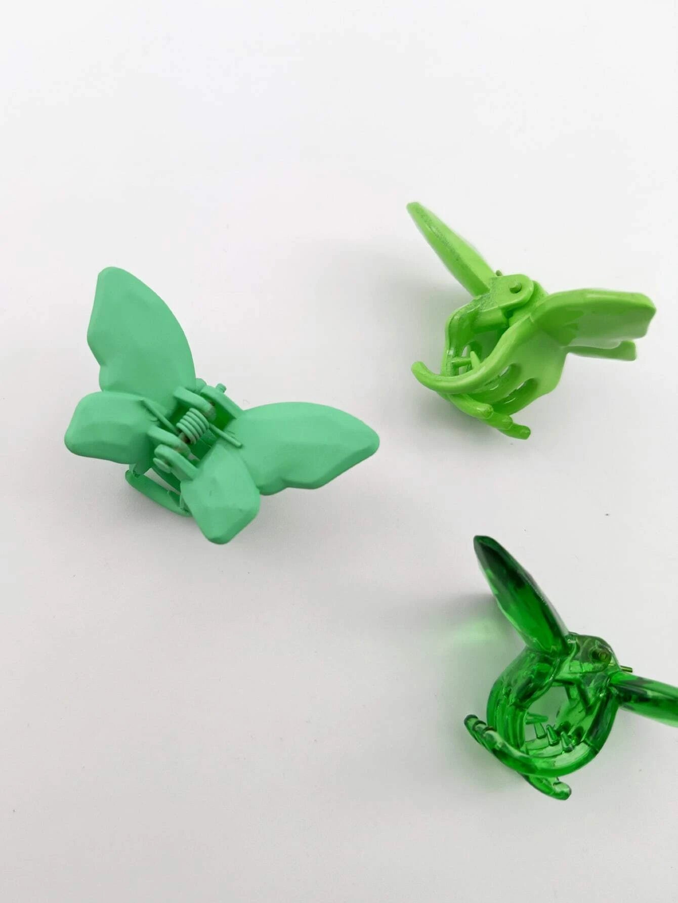 Tones of Green Butterfly Clips 6pk