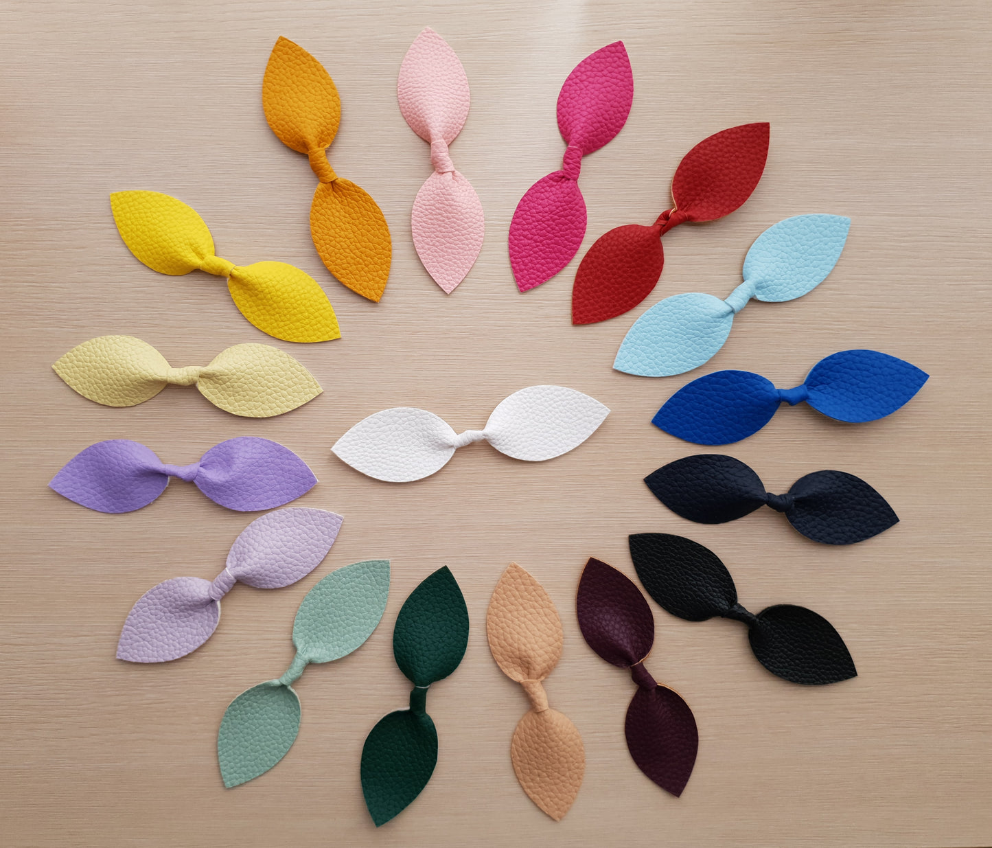 Bow Knots (17 colours)