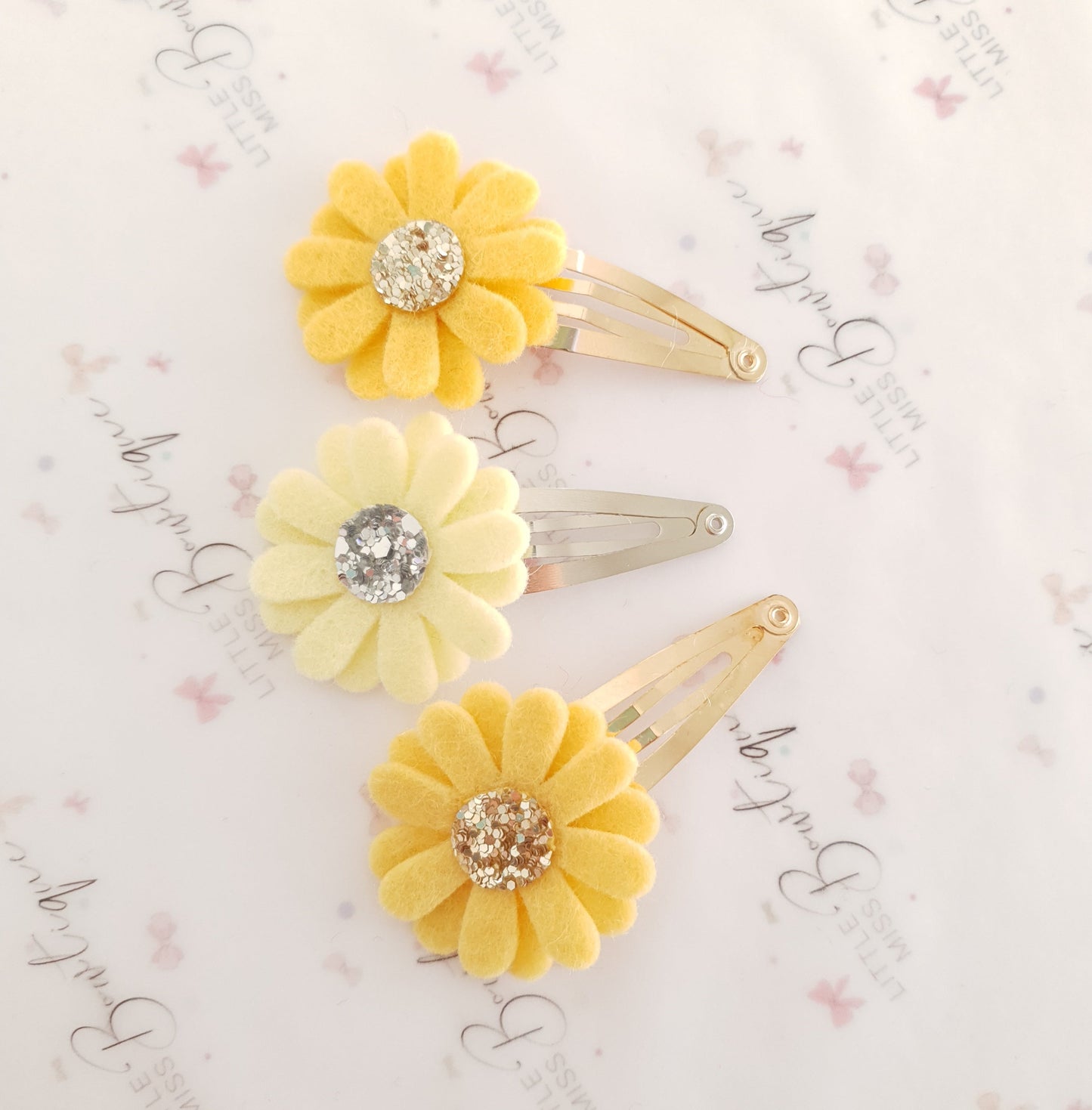Yellow Daisy Snap Clips