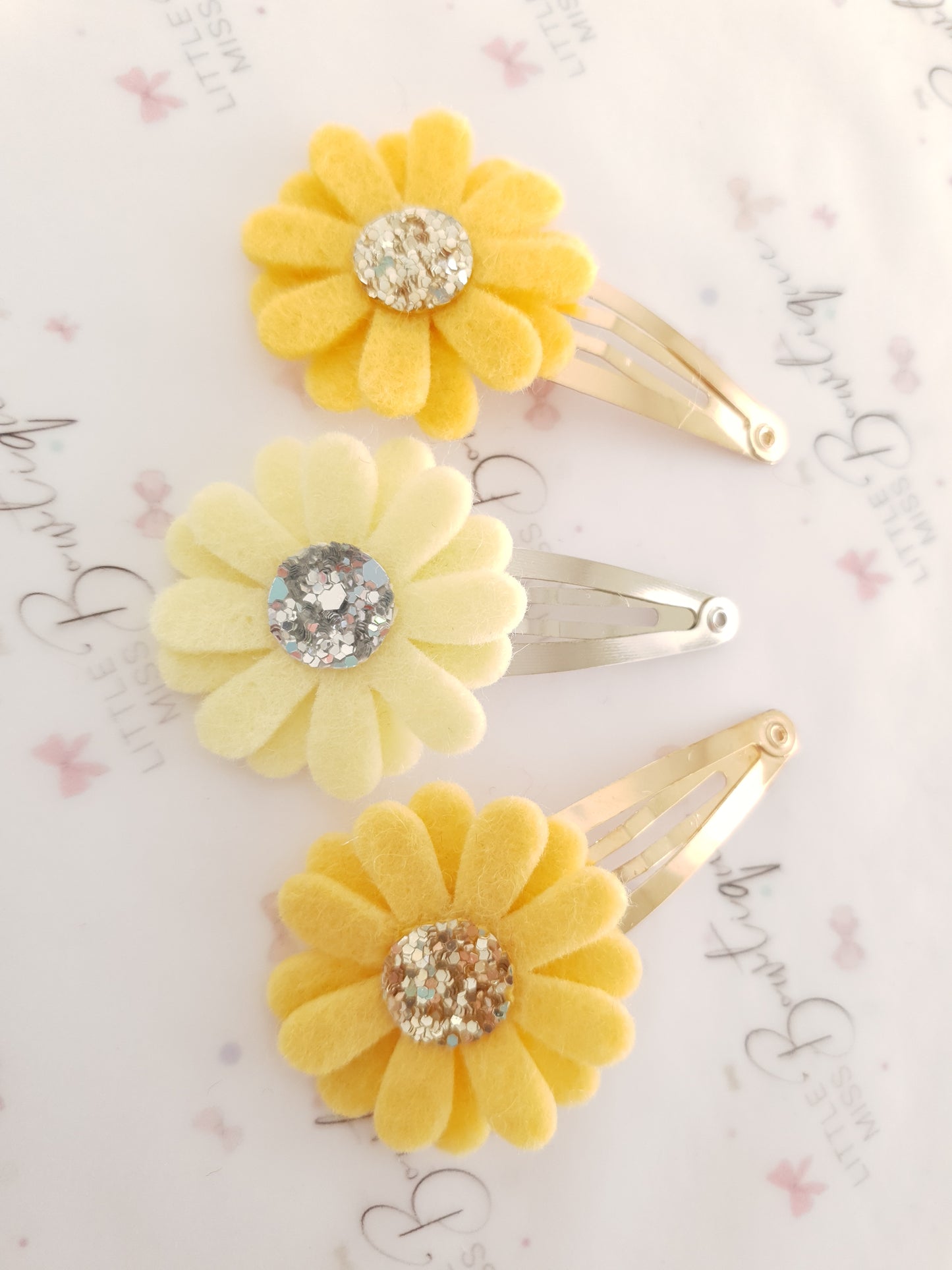 Yellow Daisy Snap Clips