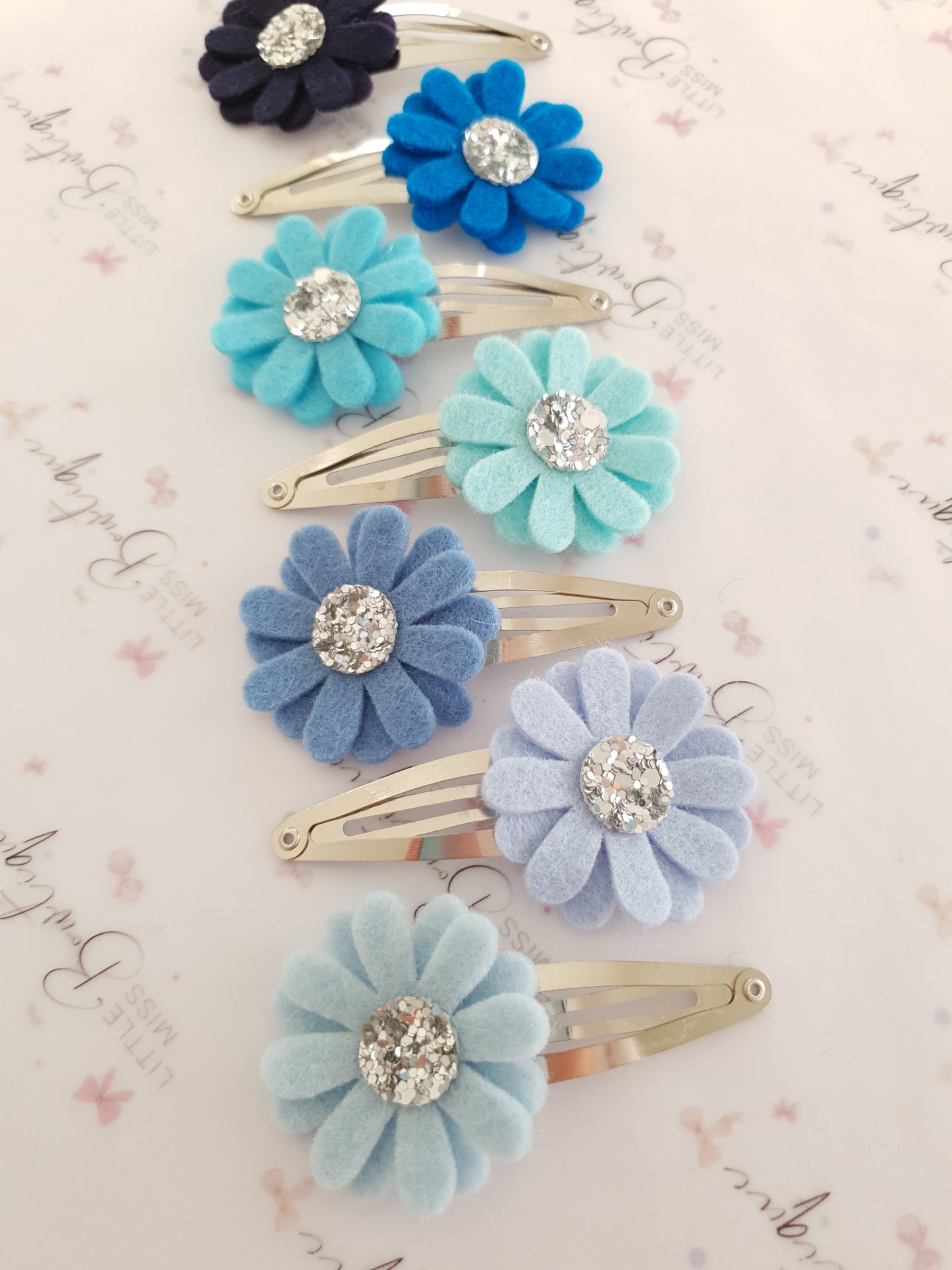 Blue Daisy Snap Clips