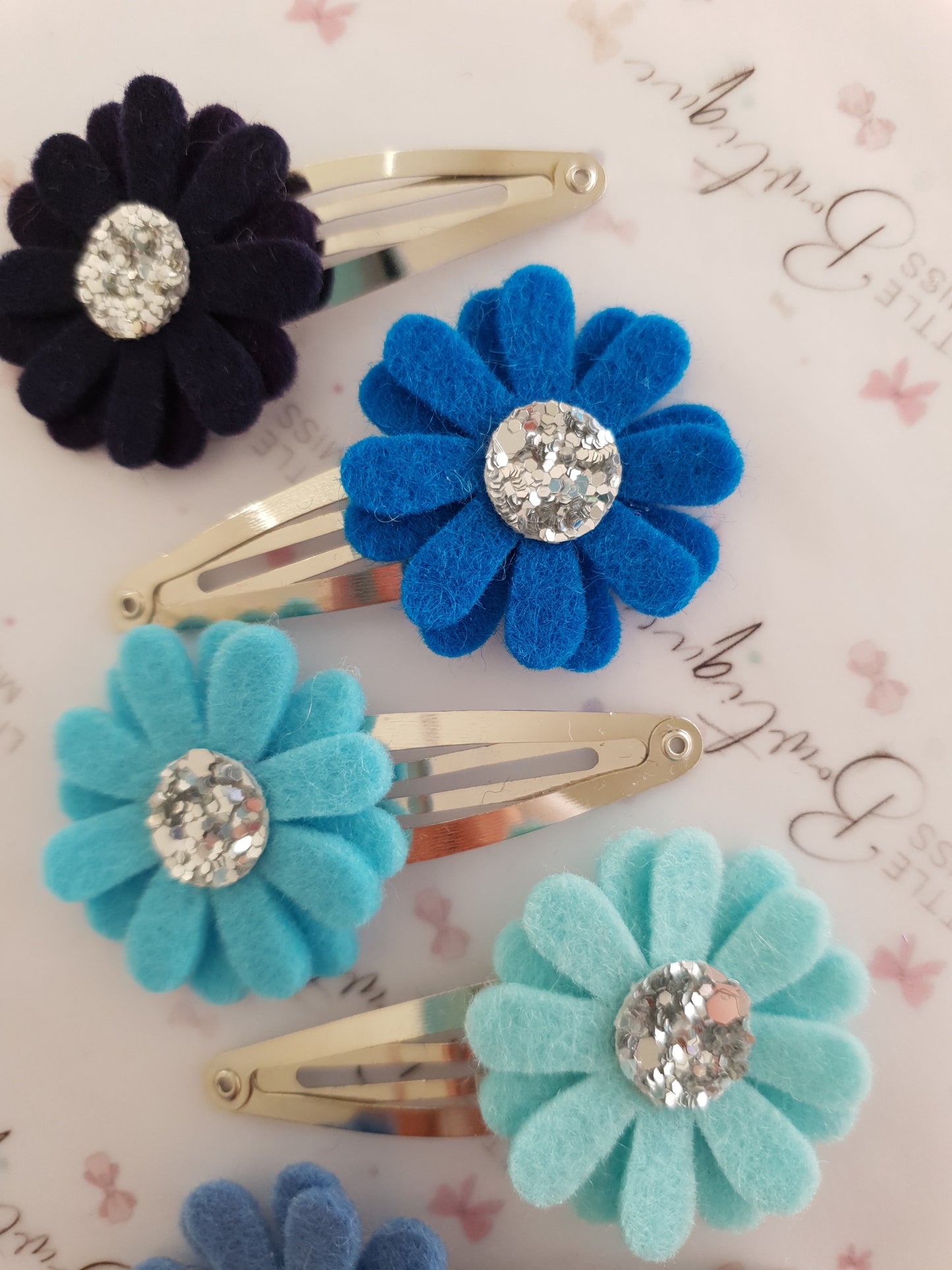 Blue Daisy Snap Clips