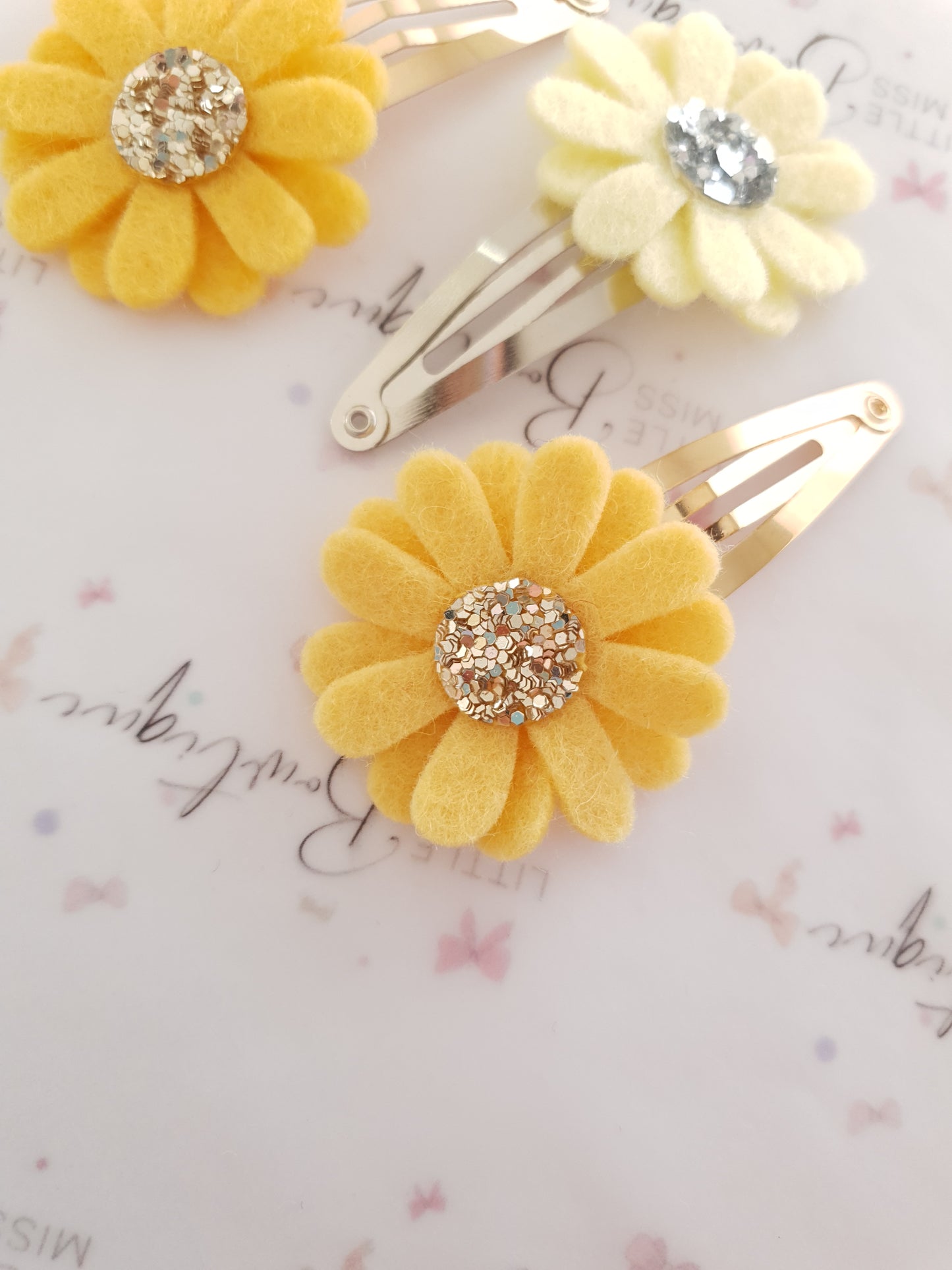 Yellow Daisy Snap Clips