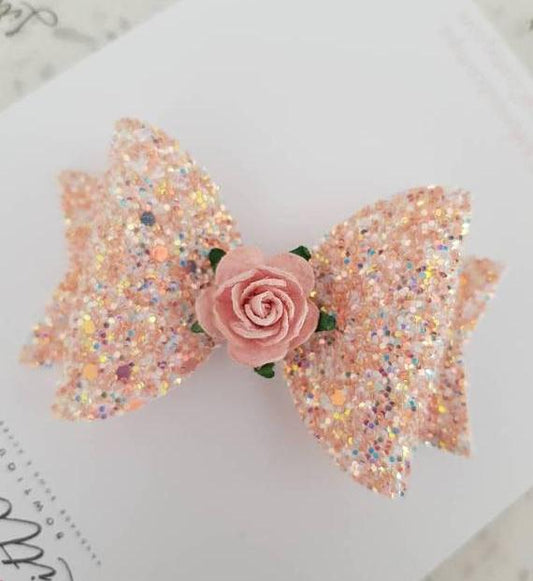 Crushed Seashells Bow