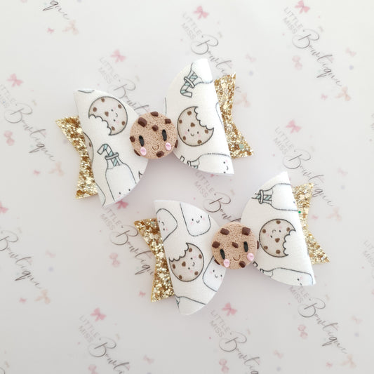 Cookies n' Milk Bow