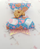 Milk and Cookies Bow