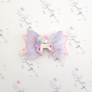 Sleepy Lilac Unicorn Bow