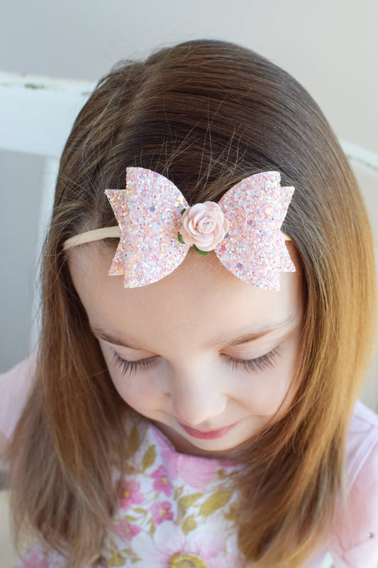 Crushed Seashells Bow