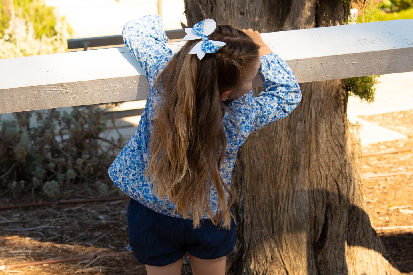Blue Floral Serene Bow